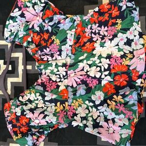 Old Navy Puffy Sleeves Top